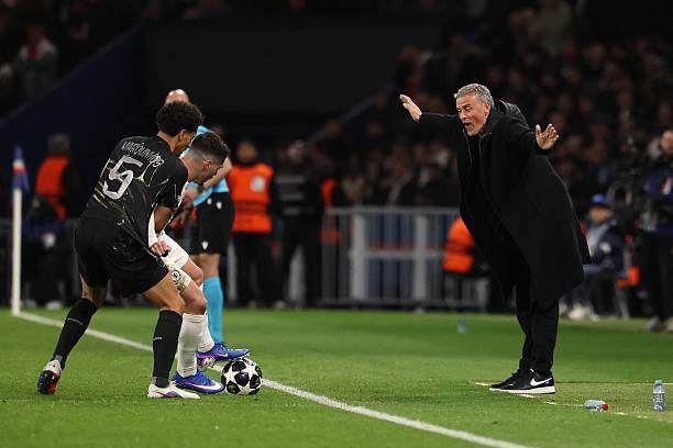 爱游戏娱乐-【复盘】巴黎大胜复仇，恩里克下半场变招打崩切尔西